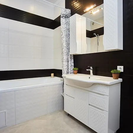 Family Apartment *